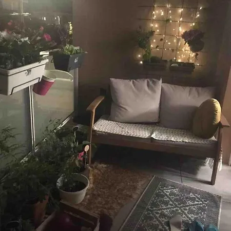 Cozy Near Train Station And *